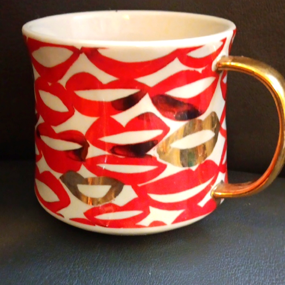 Anthropologie boca mug kiss